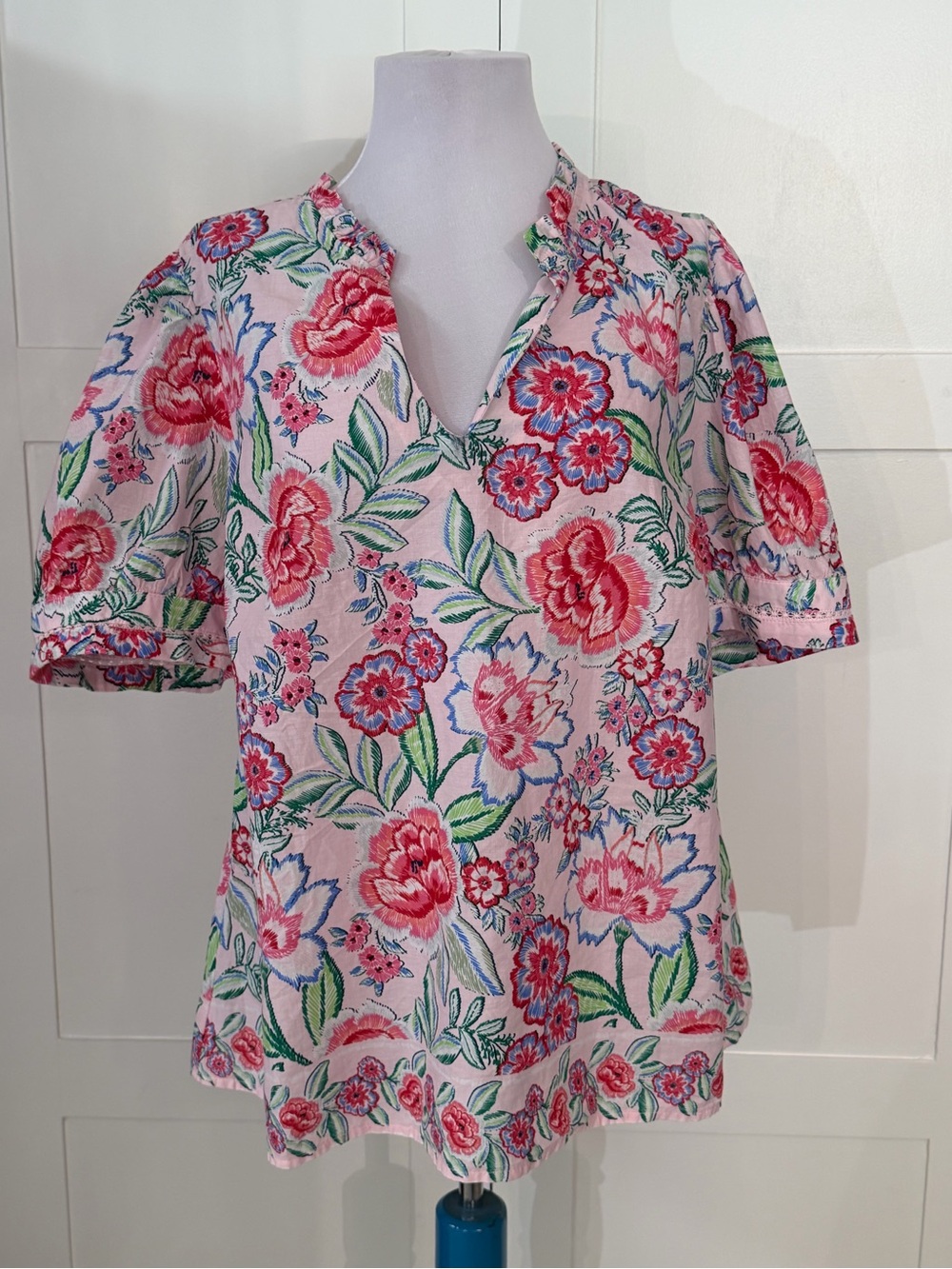 crown & ivy Pink Floral V-Neck Puff Sleeve Blouse 1X